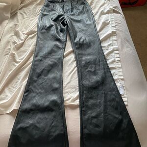 Black Flared Women's Jeans